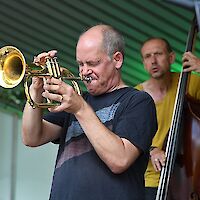 Jazz und Weltmusik im Hofgarten Sa 30. 07. 2022 – Matthias Bergmann Quartett