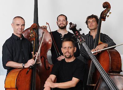 Ankündigungsmotiv für die Veranstaltung Kontrabass Quartett „BASZ“