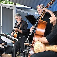 Jazz und Weltmusik im Hofgarten – Kioomars Musayyebi Quartett